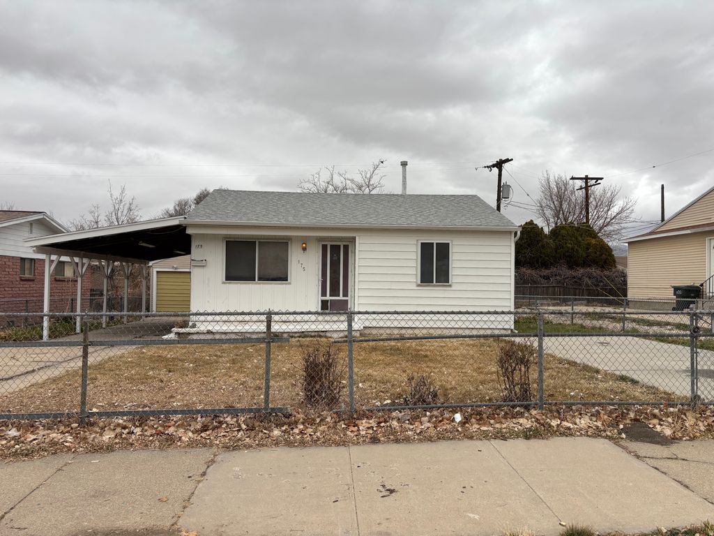 Photo of 175 E VINE ST, Tooele, UT 84074 (MLS # 2136158)