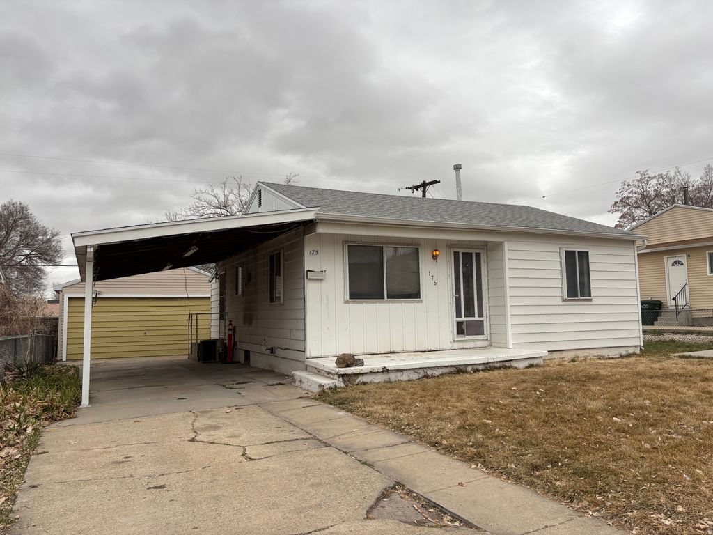 Photo of 175 E VINE ST, Tooele, UT 84074 (MLS # 2136158)
