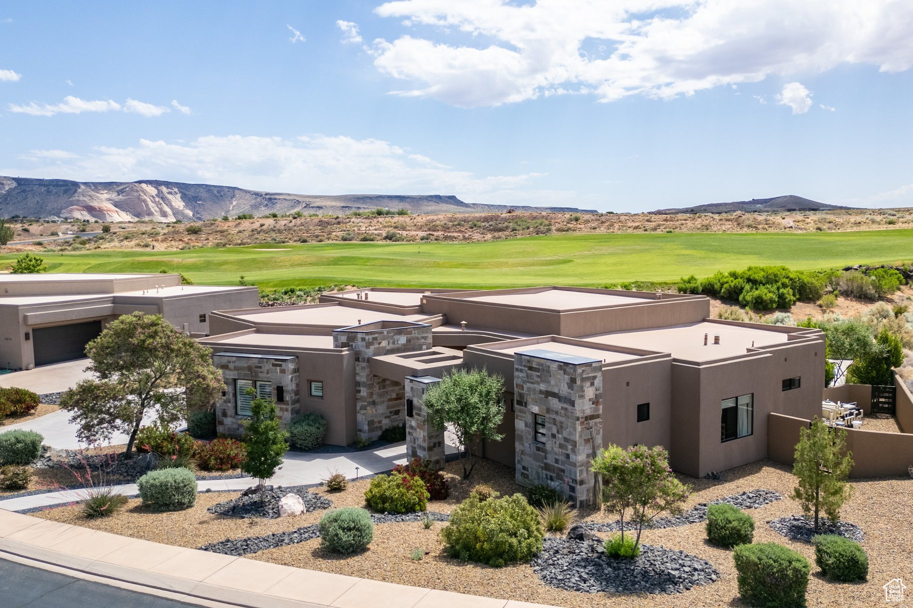 LEDGES OF ST GEORGE - Residential