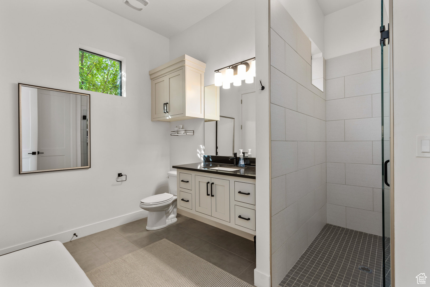 LEDGES OF ST GEORGE - Residential