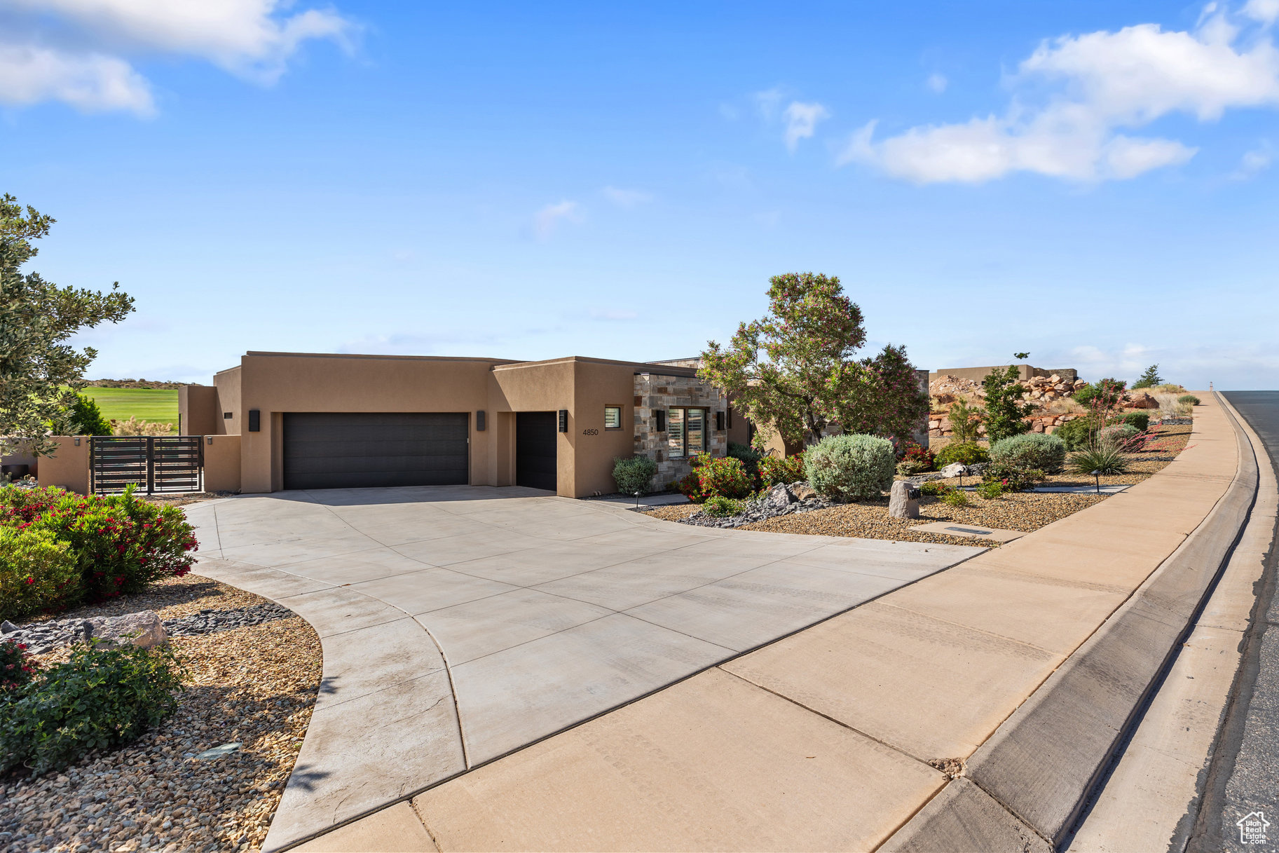 LEDGES OF ST GEORGE - Residential