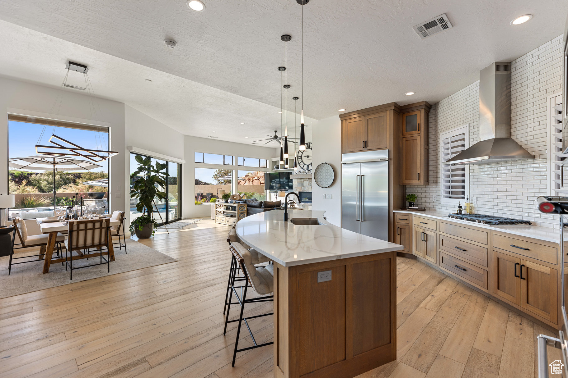 LEDGES OF ST GEORGE - Residential