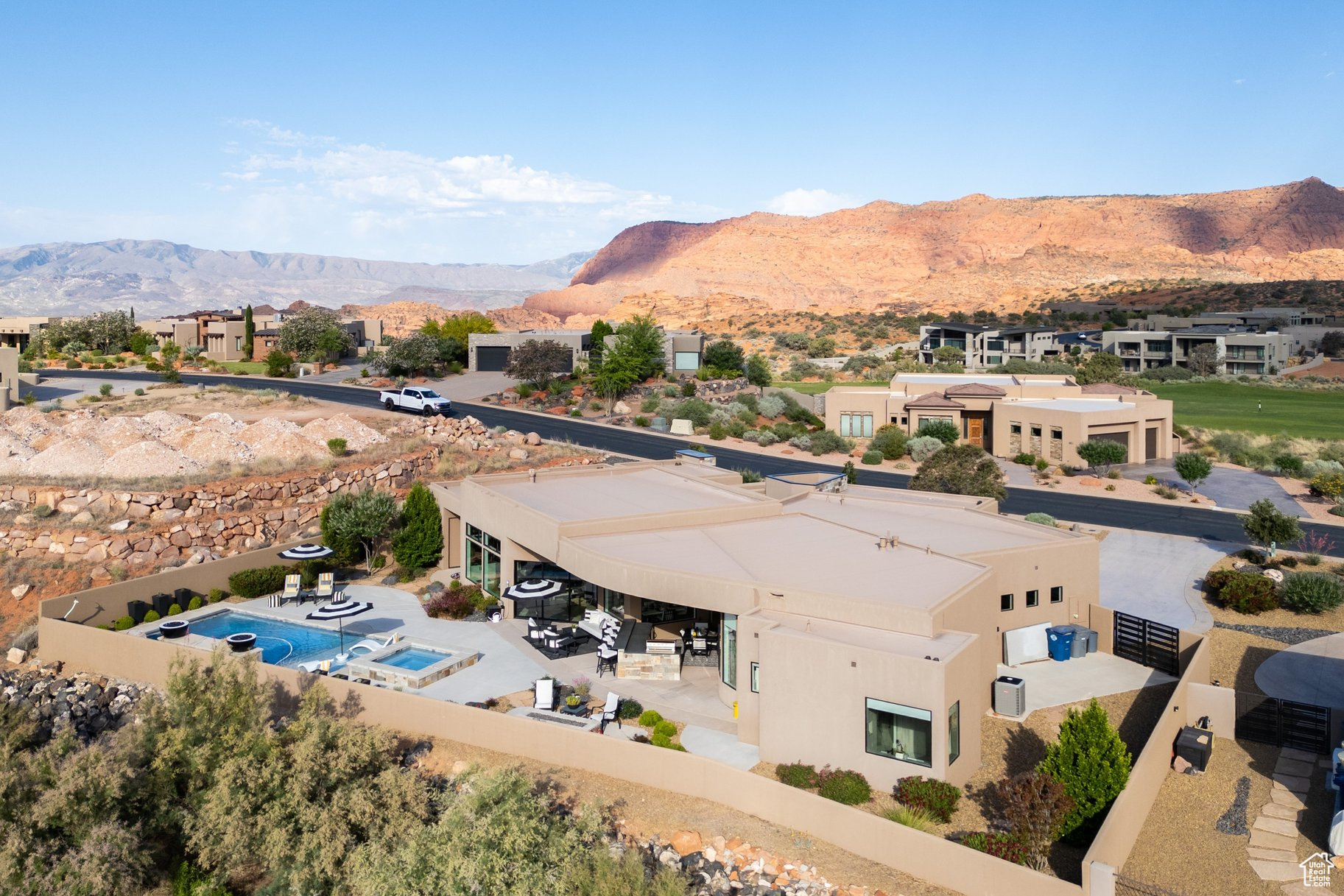 LEDGES OF ST GEORGE - Residential
