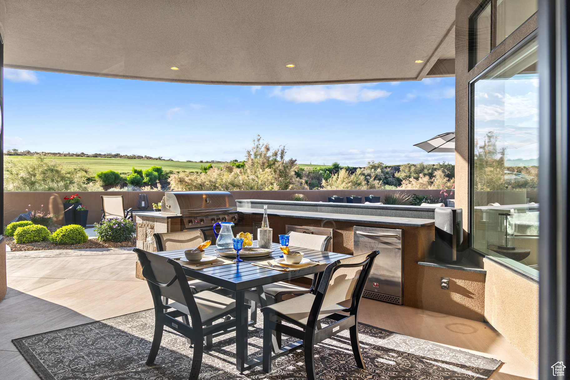 LEDGES OF ST GEORGE - Residential