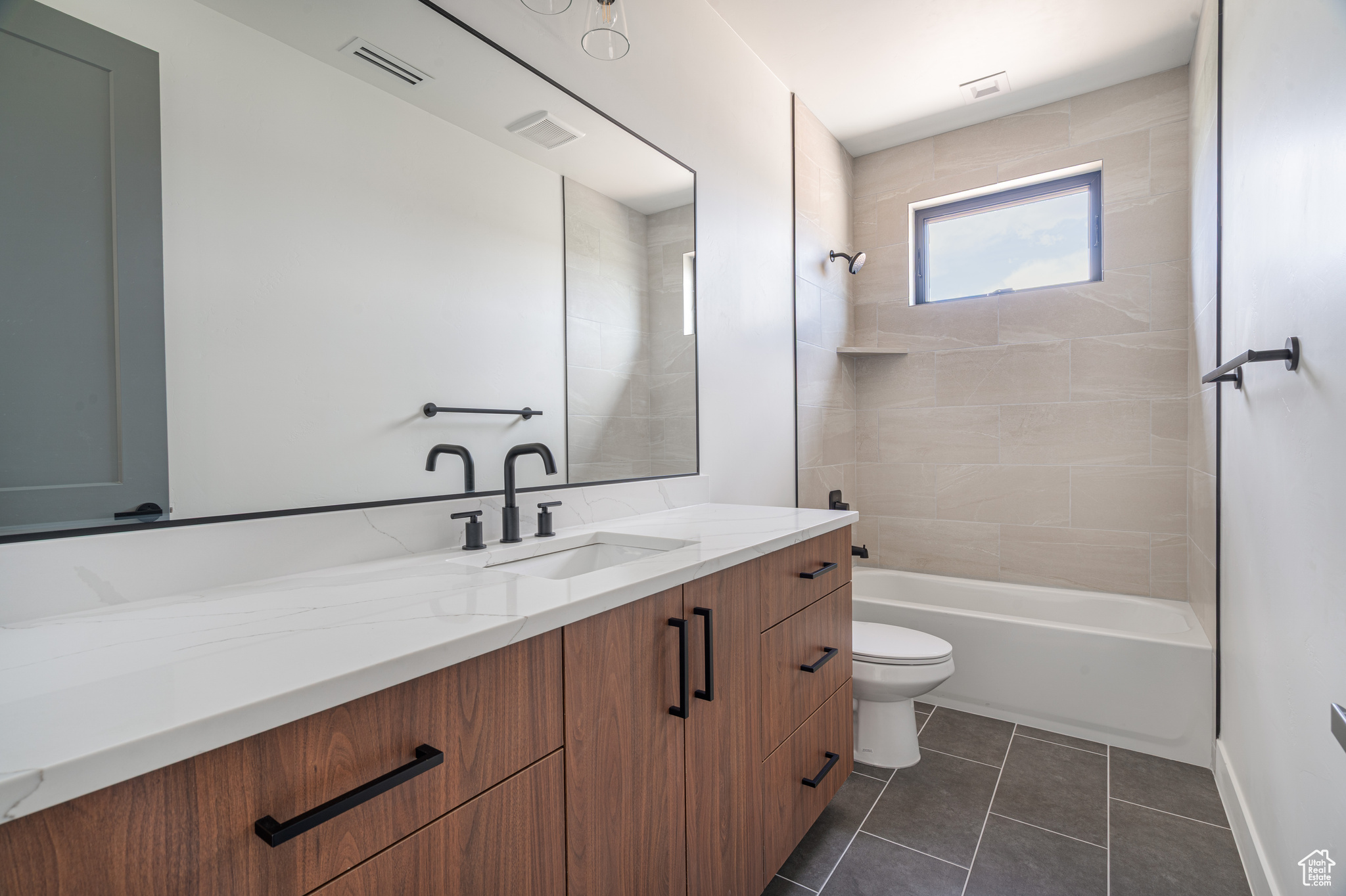 TRAILS AT SHURTZ CANYON - Residential