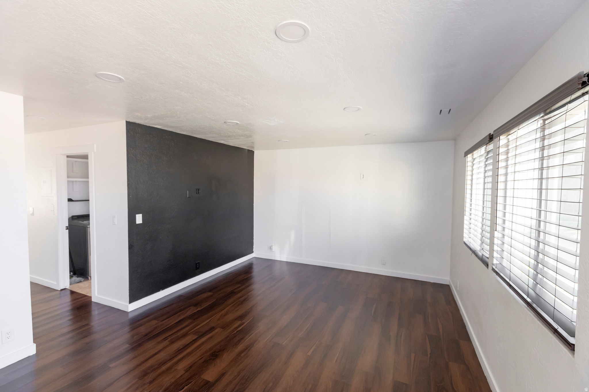 CREATIVE ESTATES - Residential
