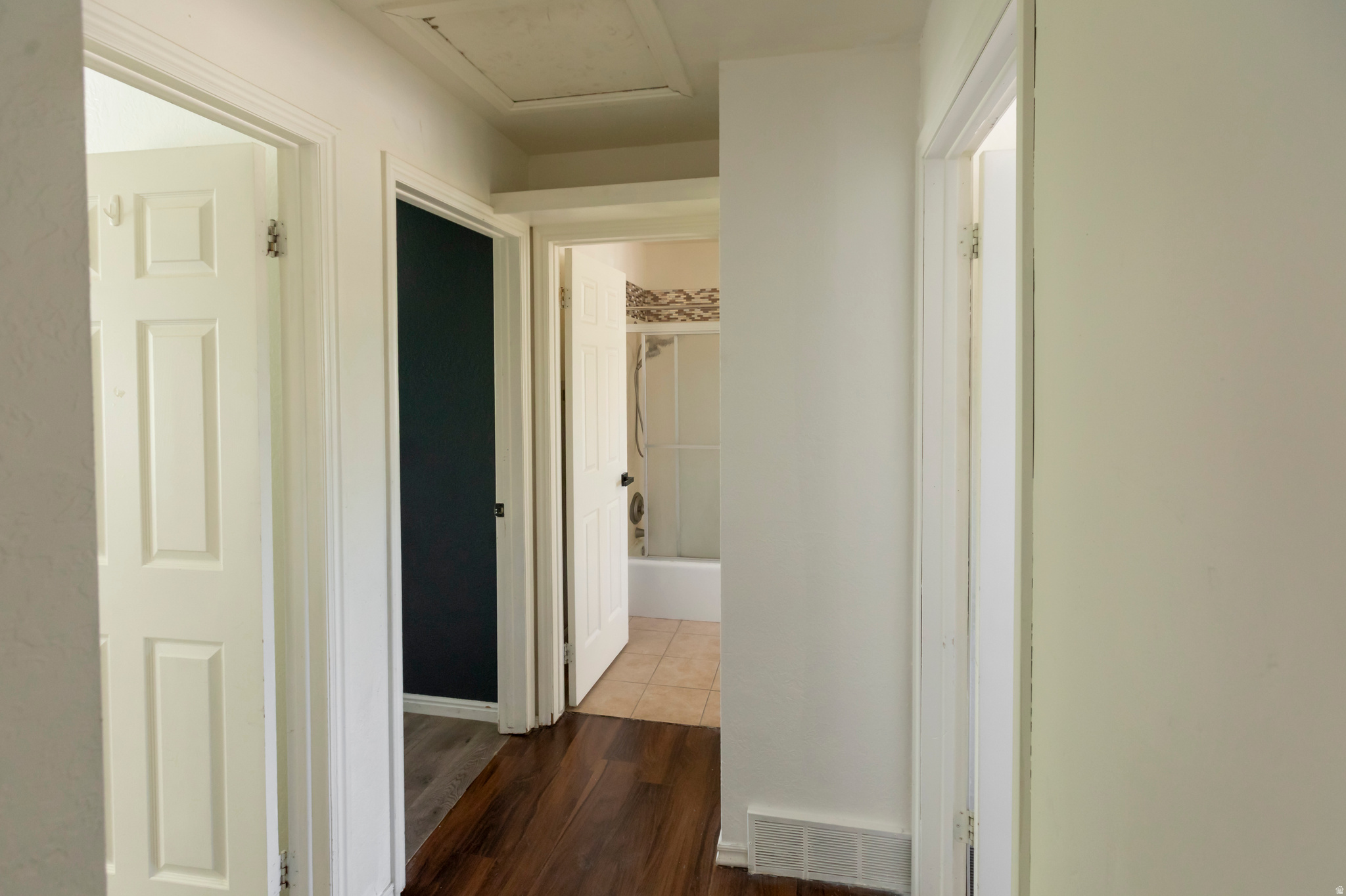 CREATIVE ESTATES - Residential