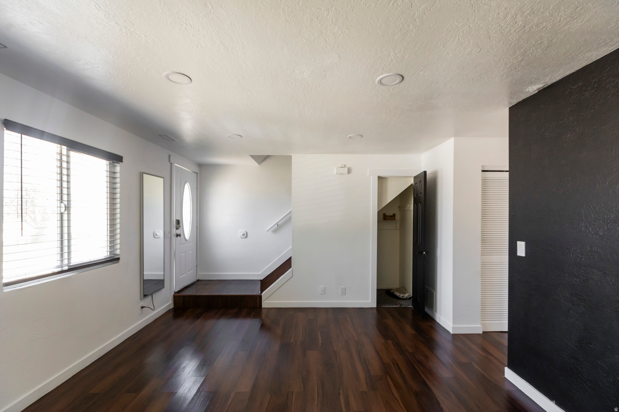 CREATIVE ESTATES - Residential
