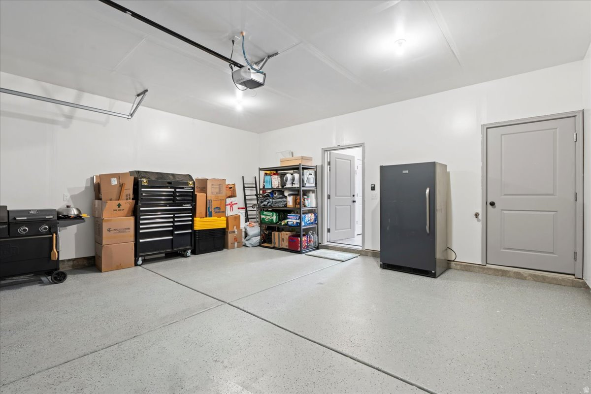 SALT POINT - Residential