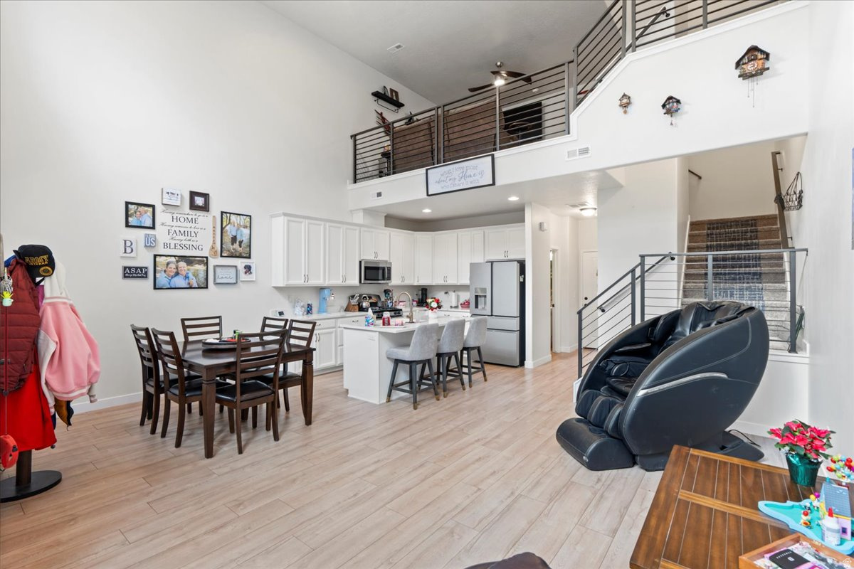 SALT POINT - Residential