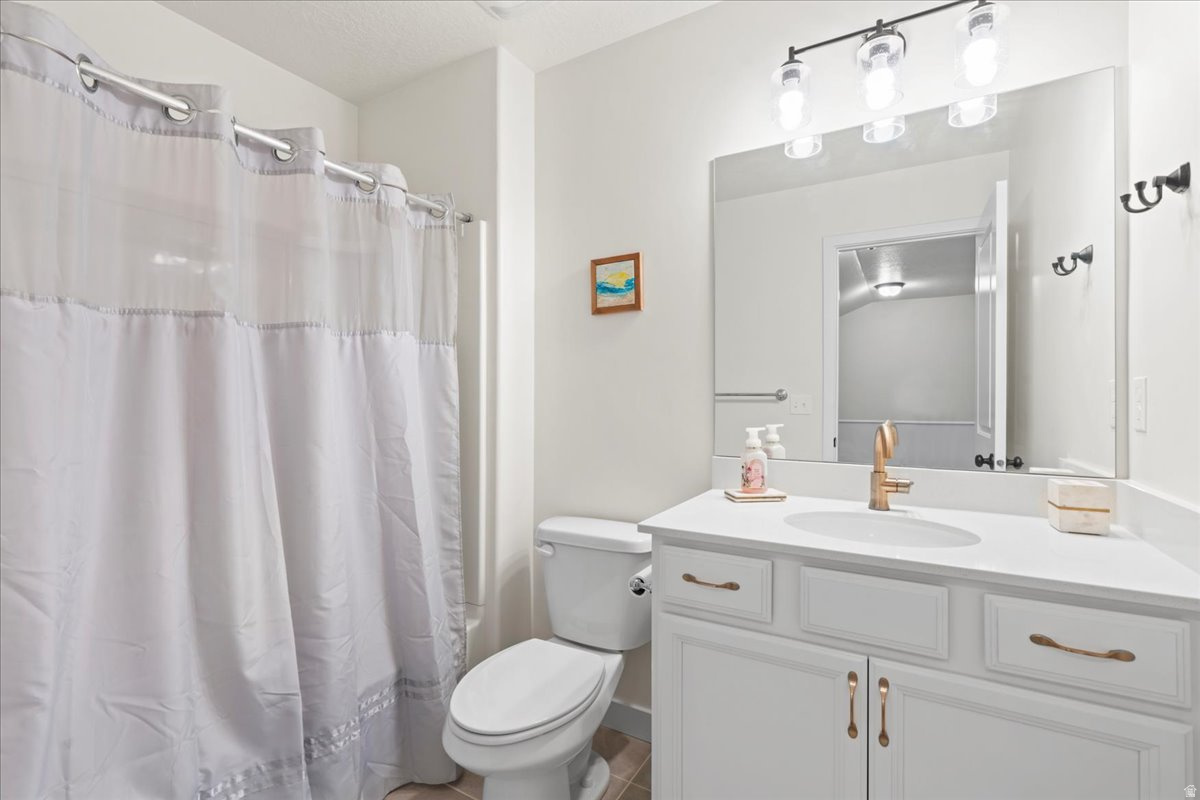 SALT POINT - Residential