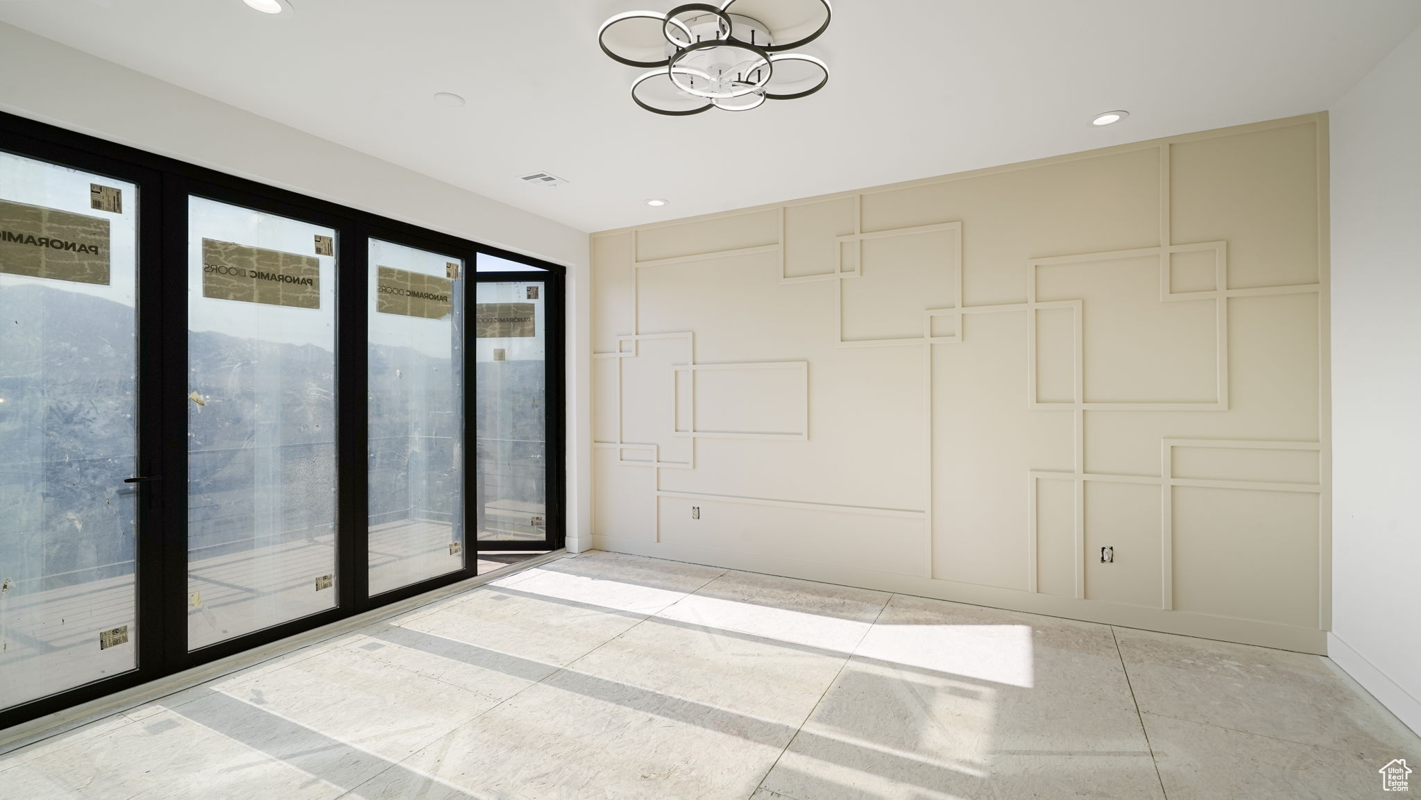 CLOVER RIDGE - Residential