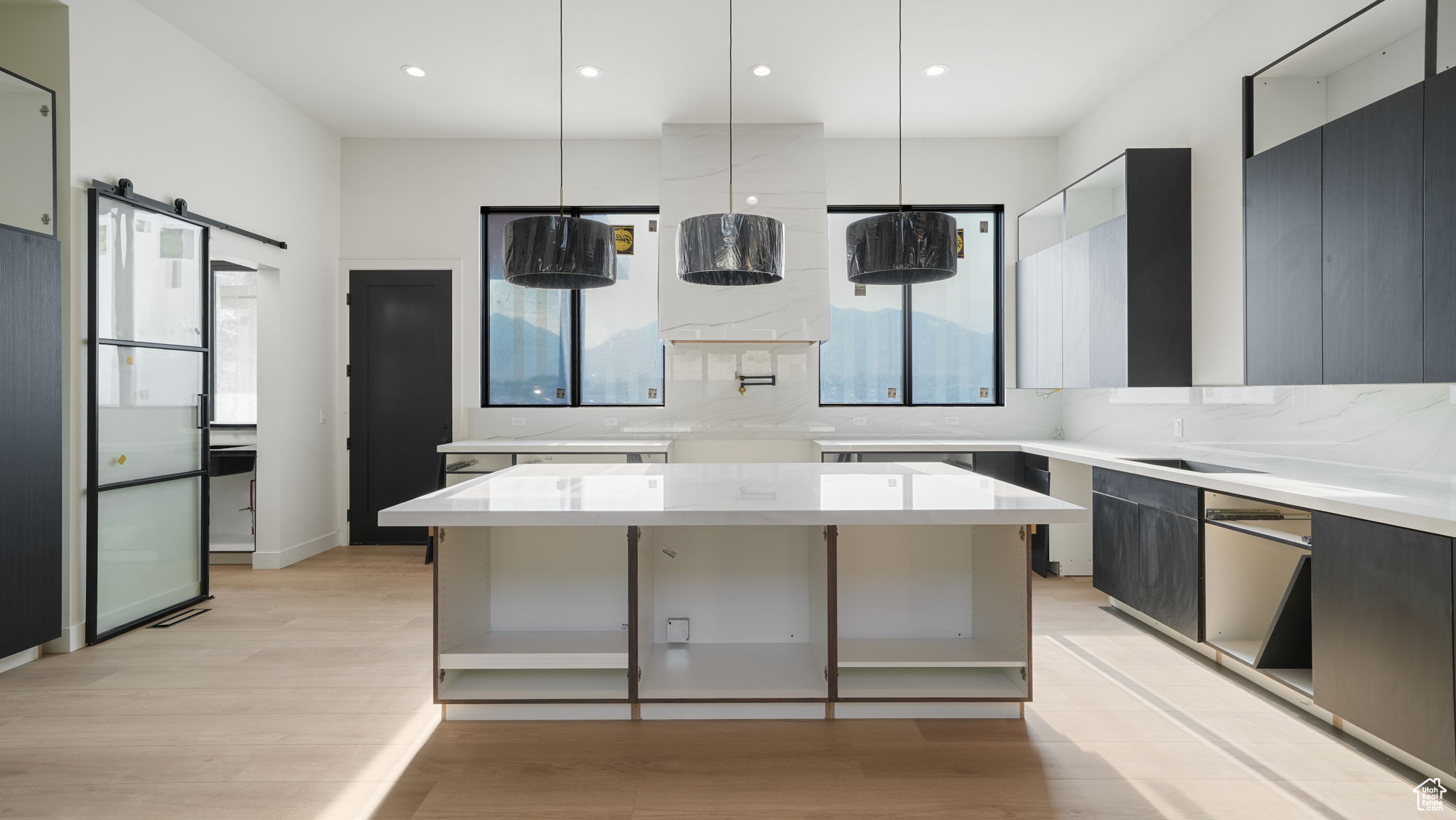 CLOVER RIDGE - Residential