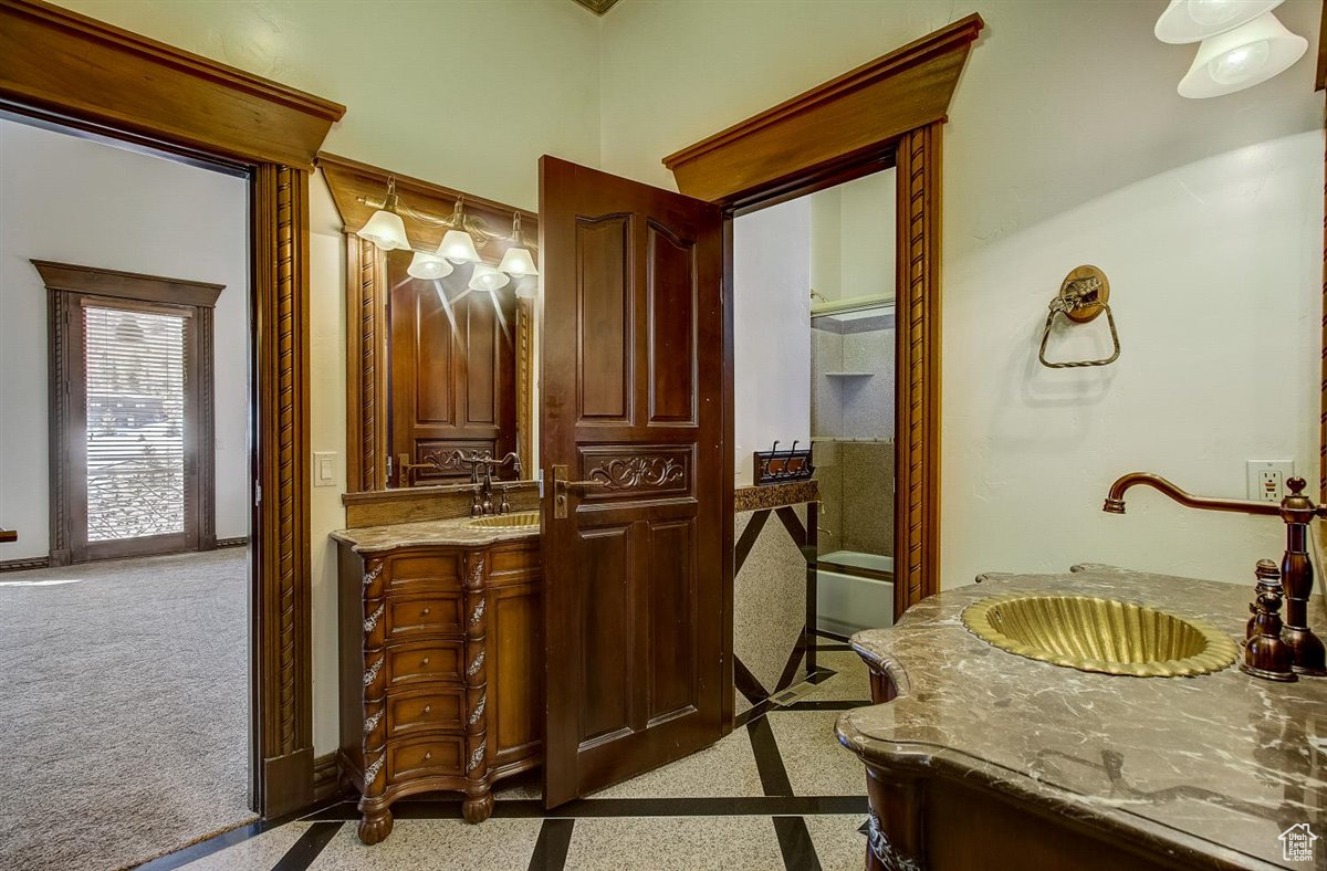 SUN PEAK SUBDIVISION - Residential Lease