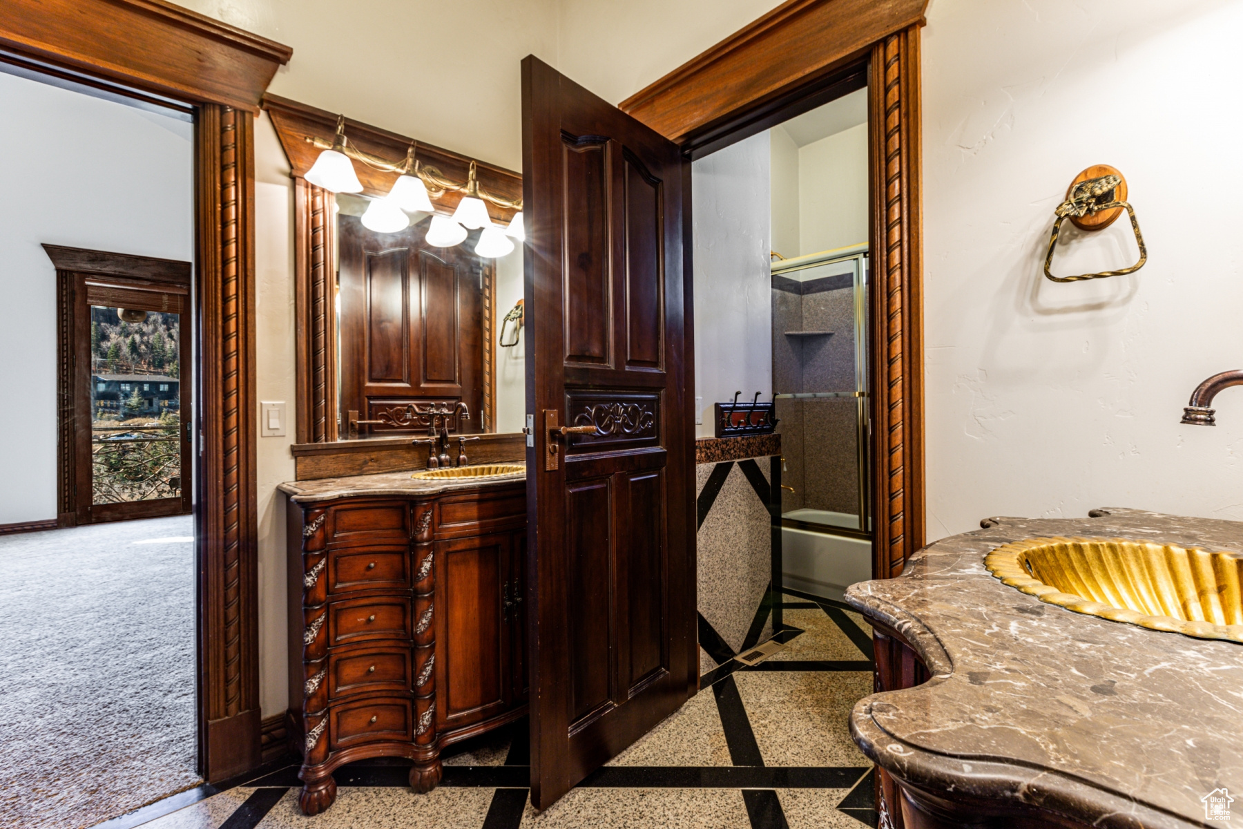 SUN PEAK SUBDIVISION - Residential Lease