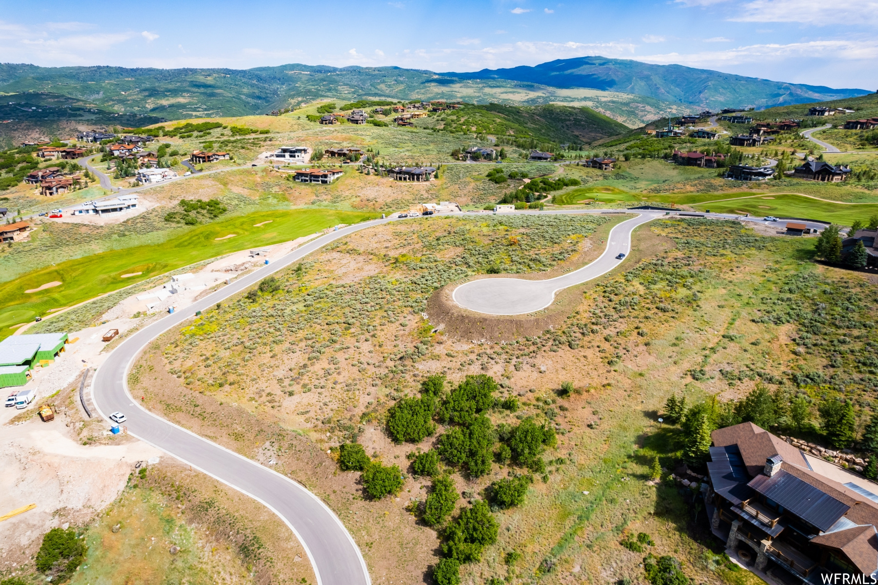 PINNACLE AT PROMONTO - Residential