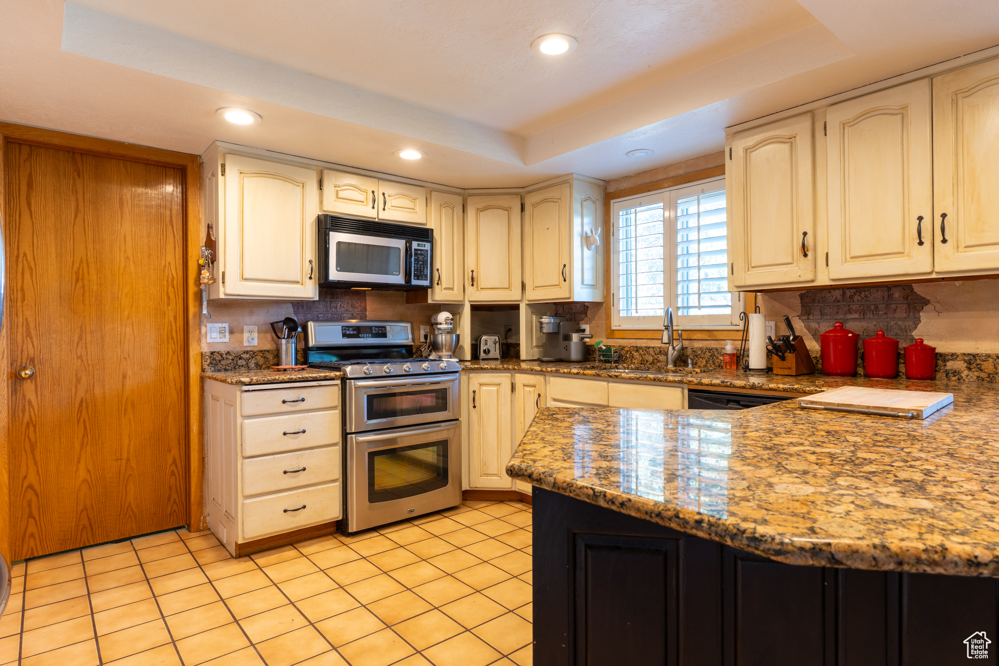 2548 E Cobblestone Way, Sandy, Utah image 7