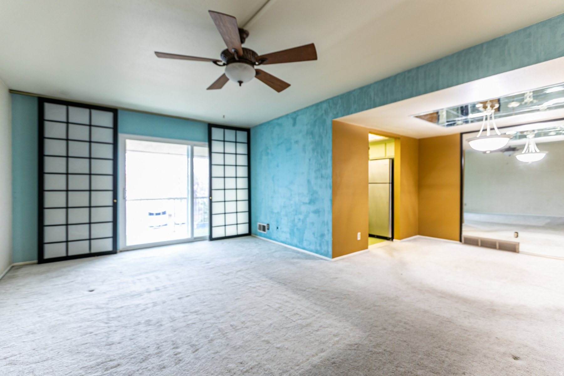 THREE FOUNTAINS - Residential