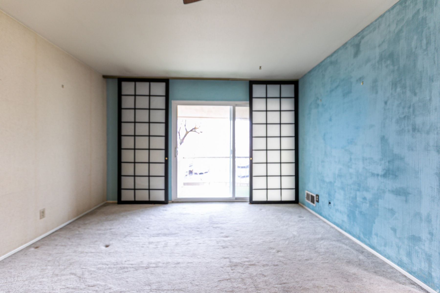 THREE FOUNTAINS - Residential