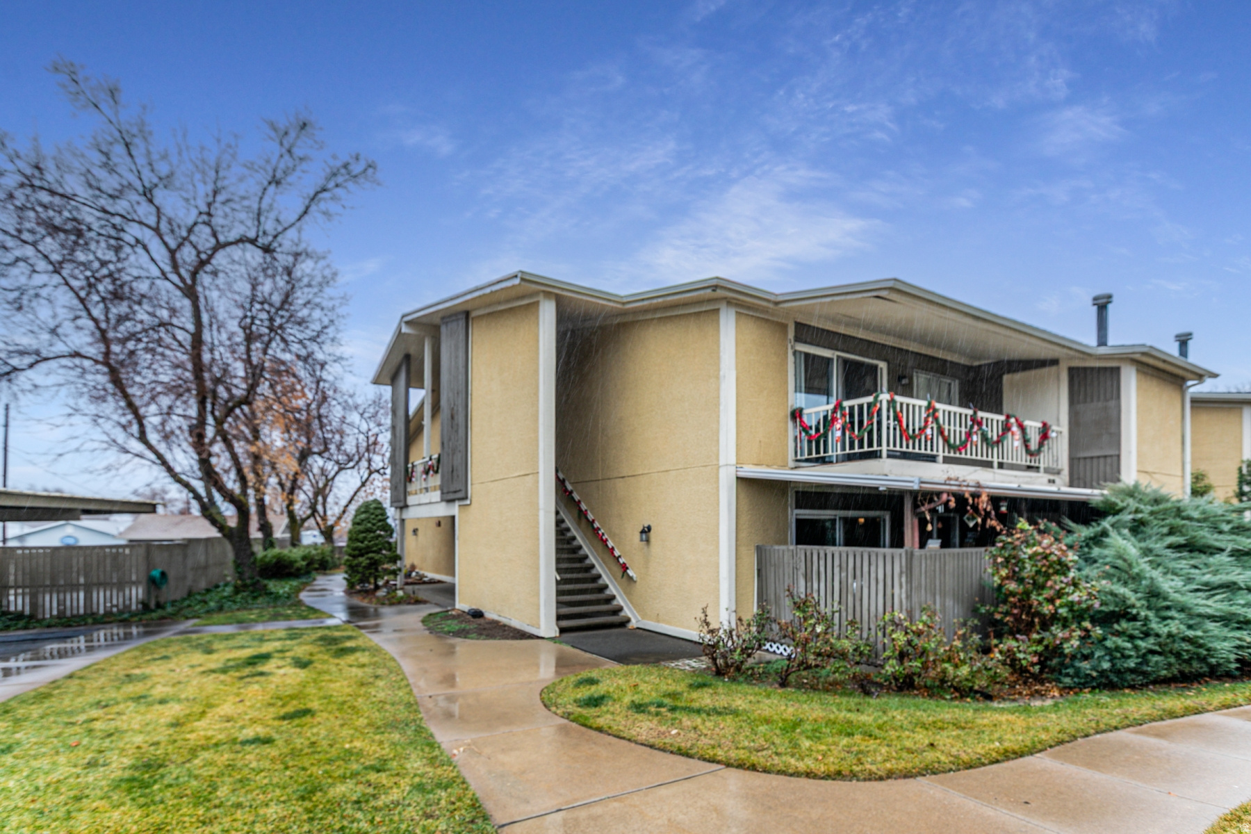 THREE FOUNTAINS - Residential