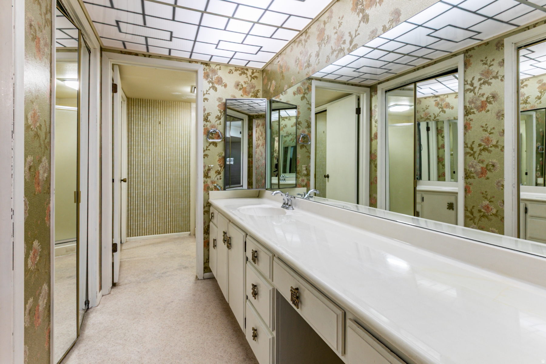 THREE FOUNTAINS - Residential