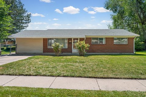 Tiny photo for 181 W FRANCIS AVE, Layton, UT 84041 (MLS # 2157488)