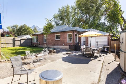 Tiny photo for 4504 S HOLLADAY CIR, Holladay, UT 84117 (MLS # 2117597)