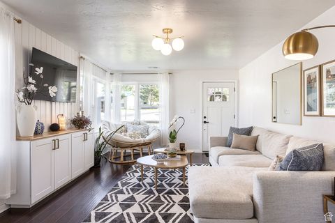 Tiny photo for 4504 S HOLLADAY CIR, Holladay, UT 84117 (MLS # 2117597)