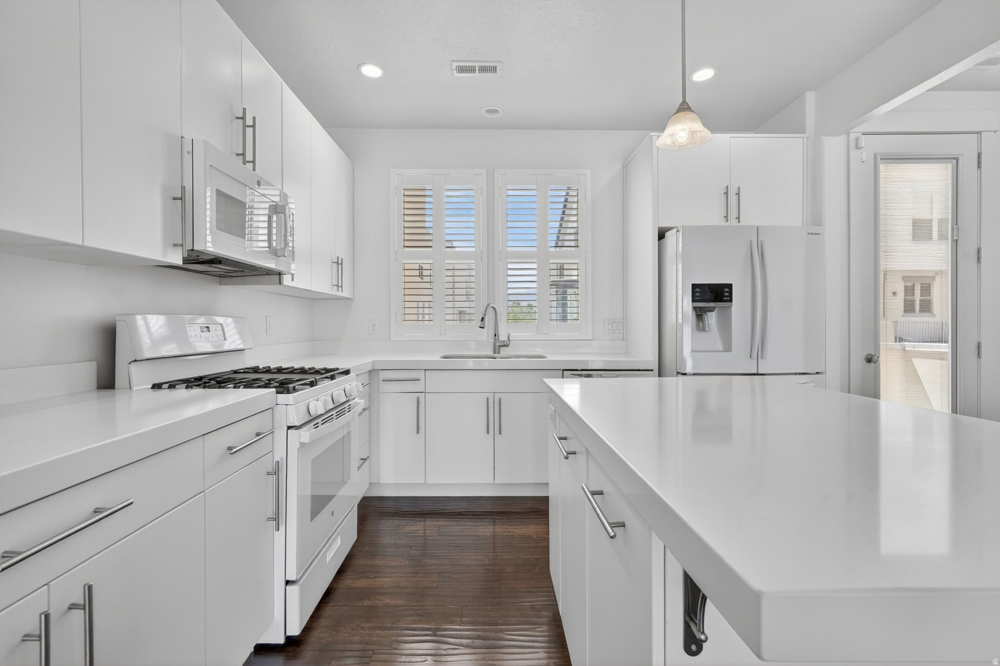 DAYBREAK SODA ROW - Residential