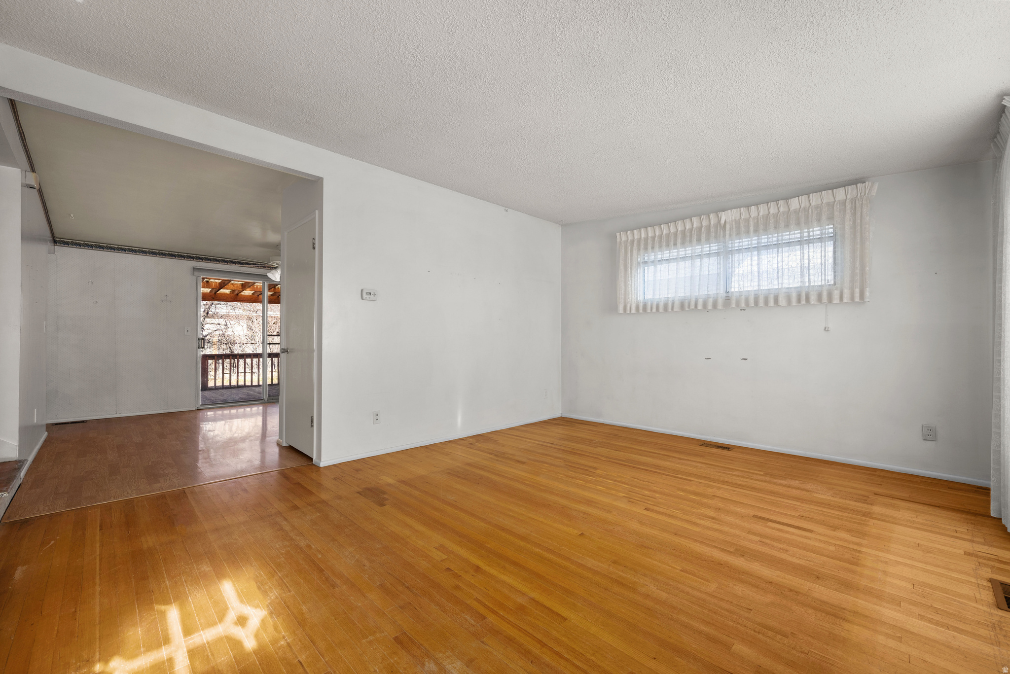 SOUTHLAND AC - Residential