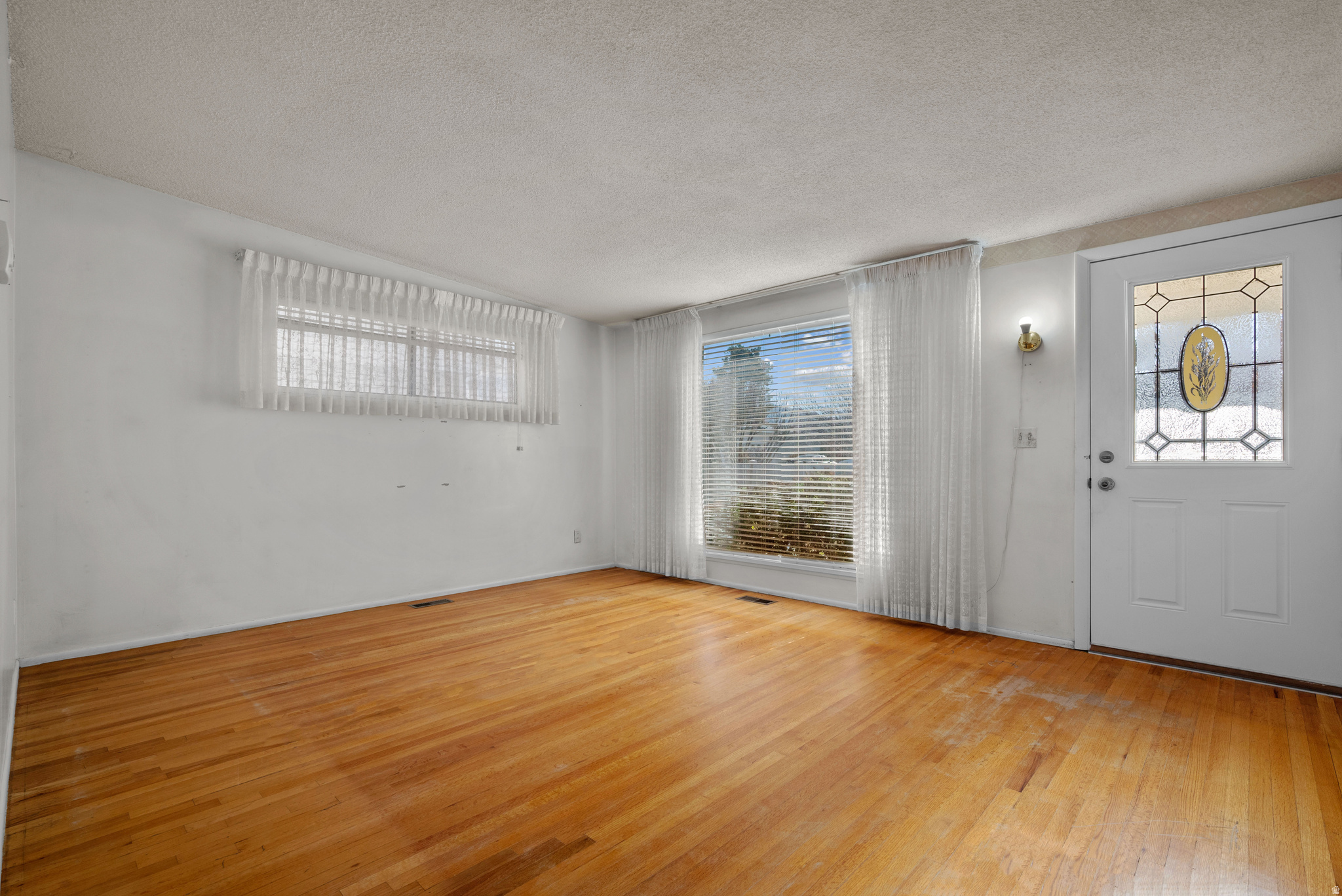 SOUTHLAND AC - Residential