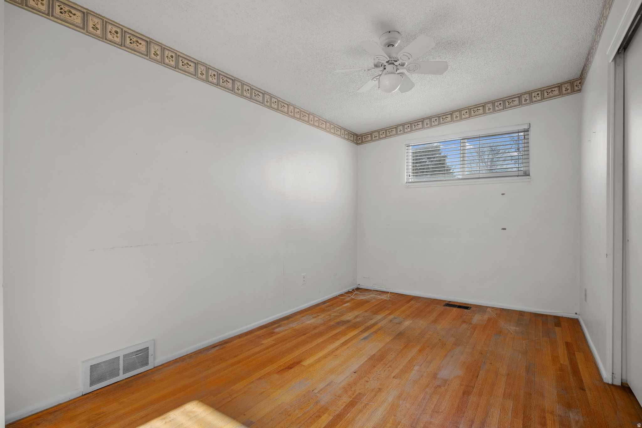 SOUTHLAND AC - Residential