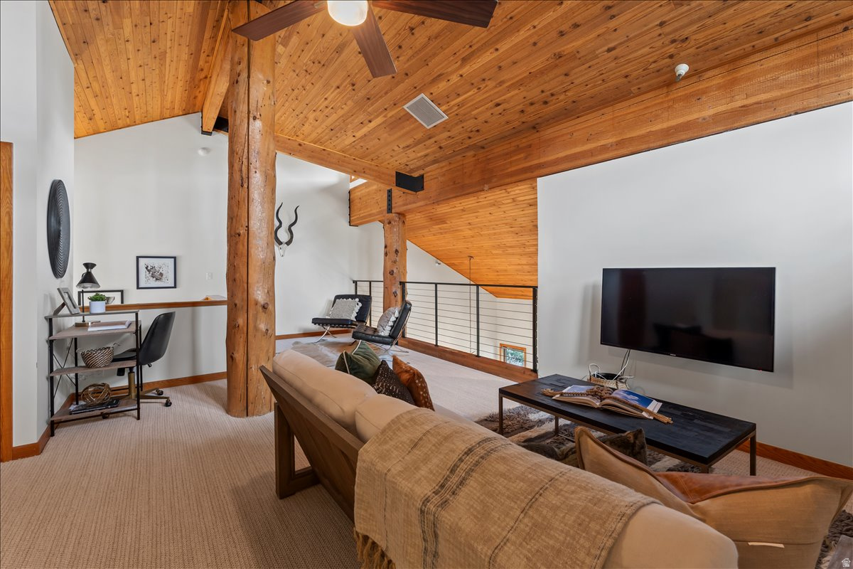 ONTARIO LODGE - Residential
