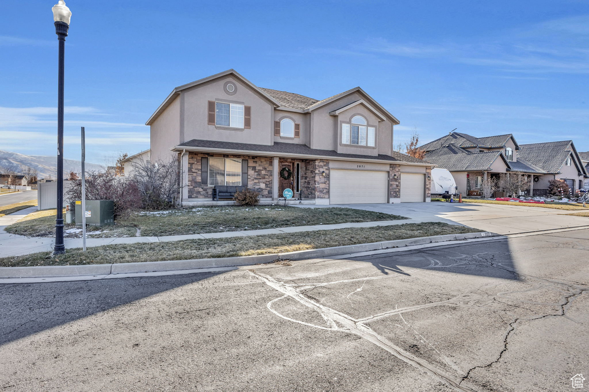 2071 Stampede Dr, Farmington, Utah image 3