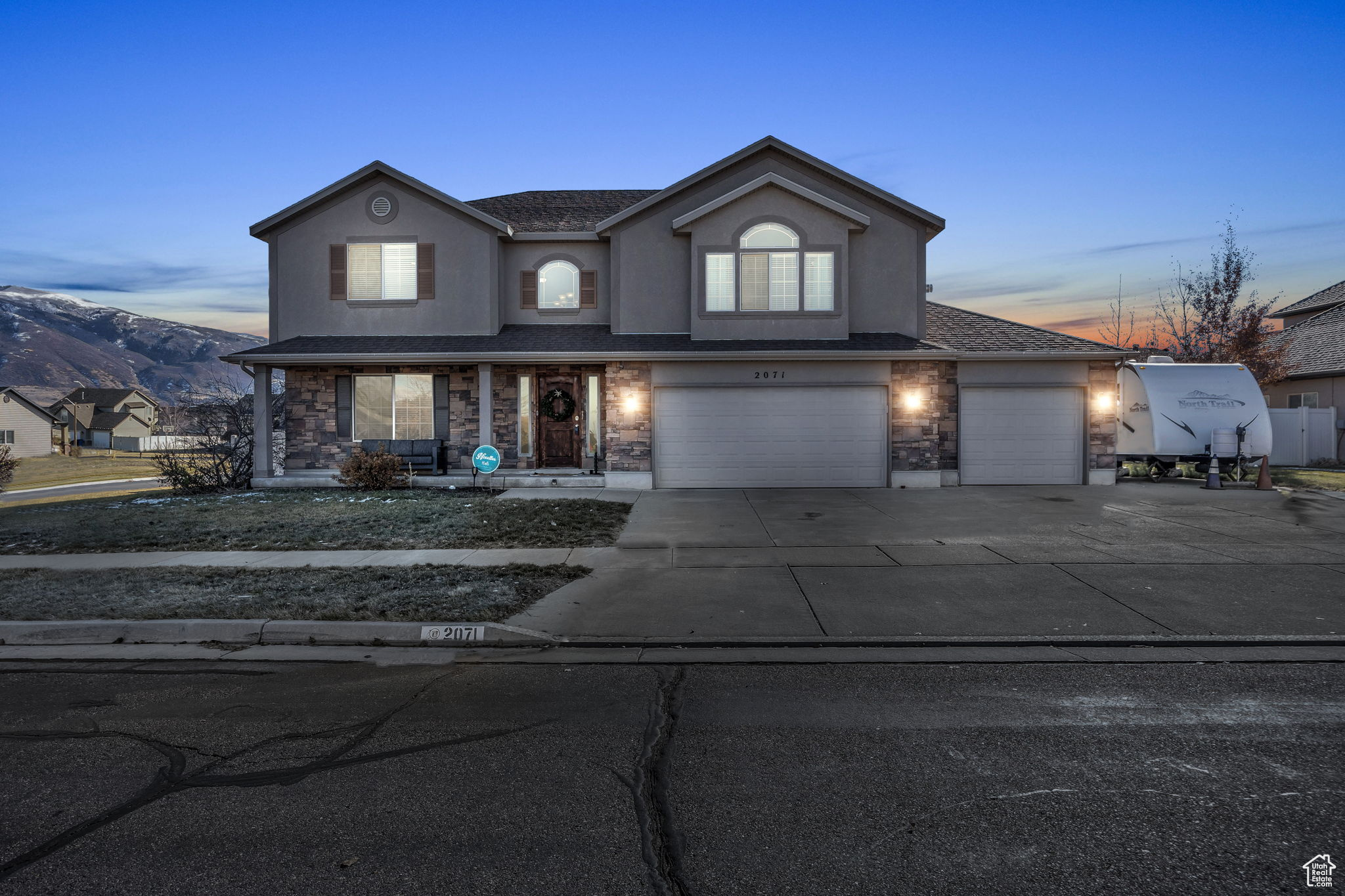 2071 Stampede Dr, Farmington, Utah image 40