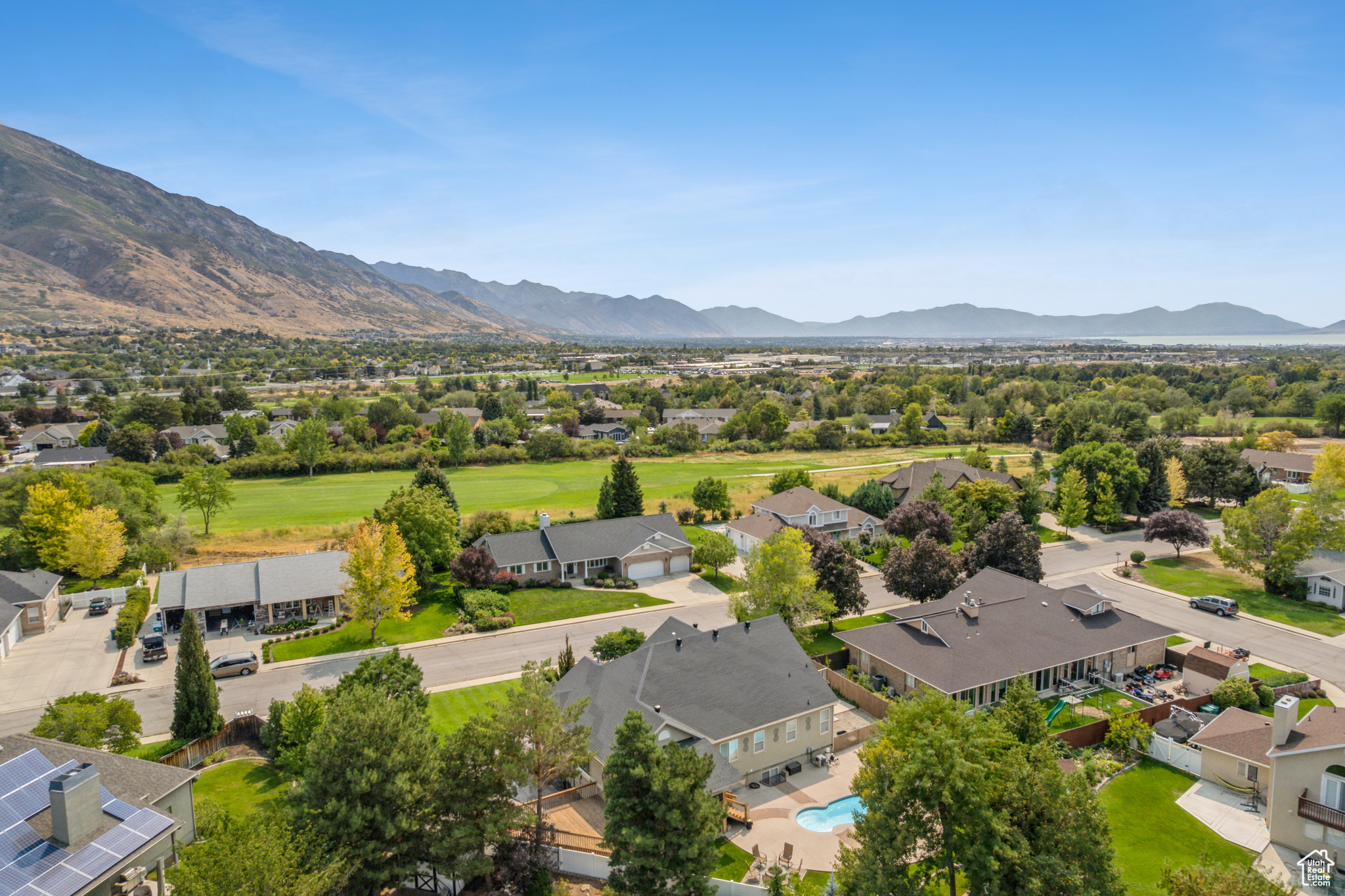 ALPINE COUNTRY - Residential