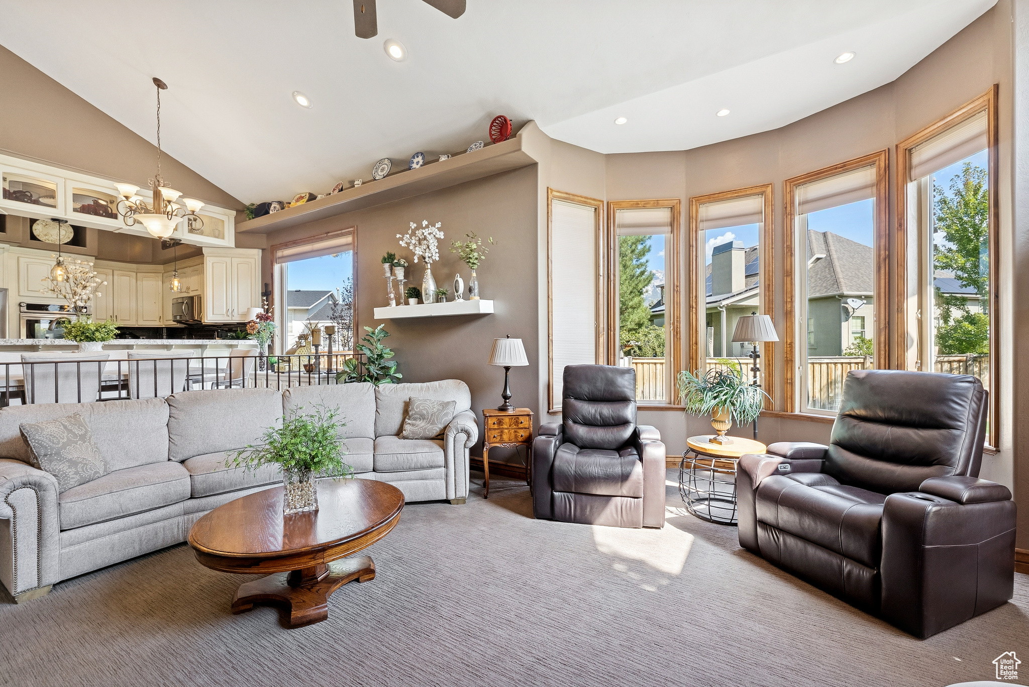 ALPINE COUNTRY - Residential