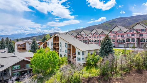 Photo of 1030 OBERLAND DR #6, Midway, UT 84049 (MLS # 2154653)