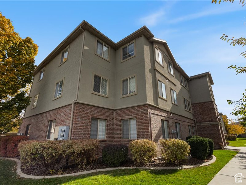 CAMELOT VILLAGE - Residential