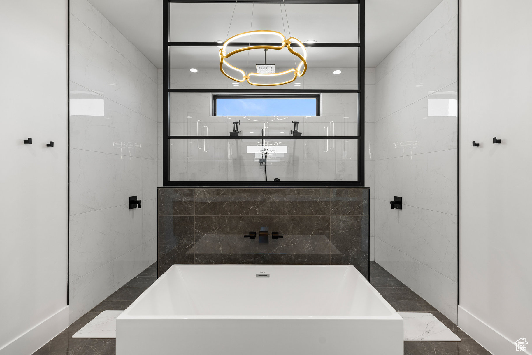 LEDGES OF ST GEORGE - Residential