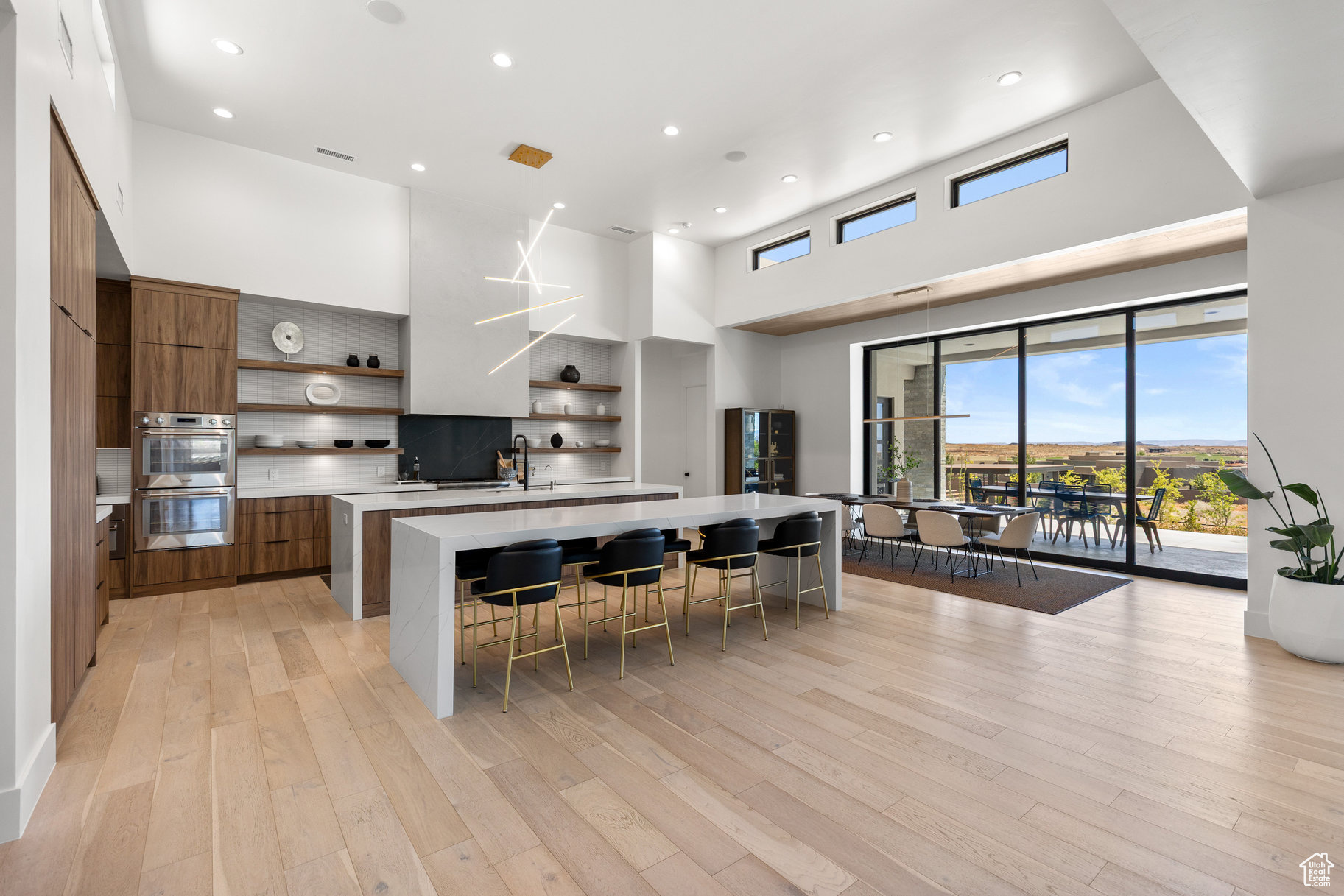 LEDGES OF ST GEORGE - Residential