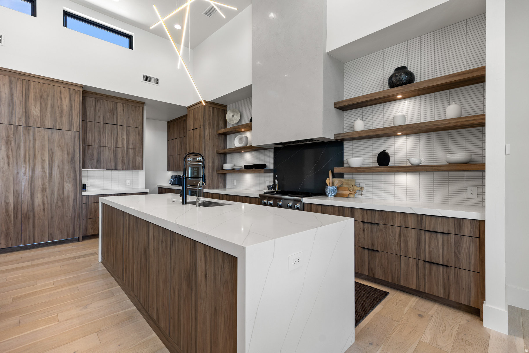 LEDGES OF ST GEORGE - Residential