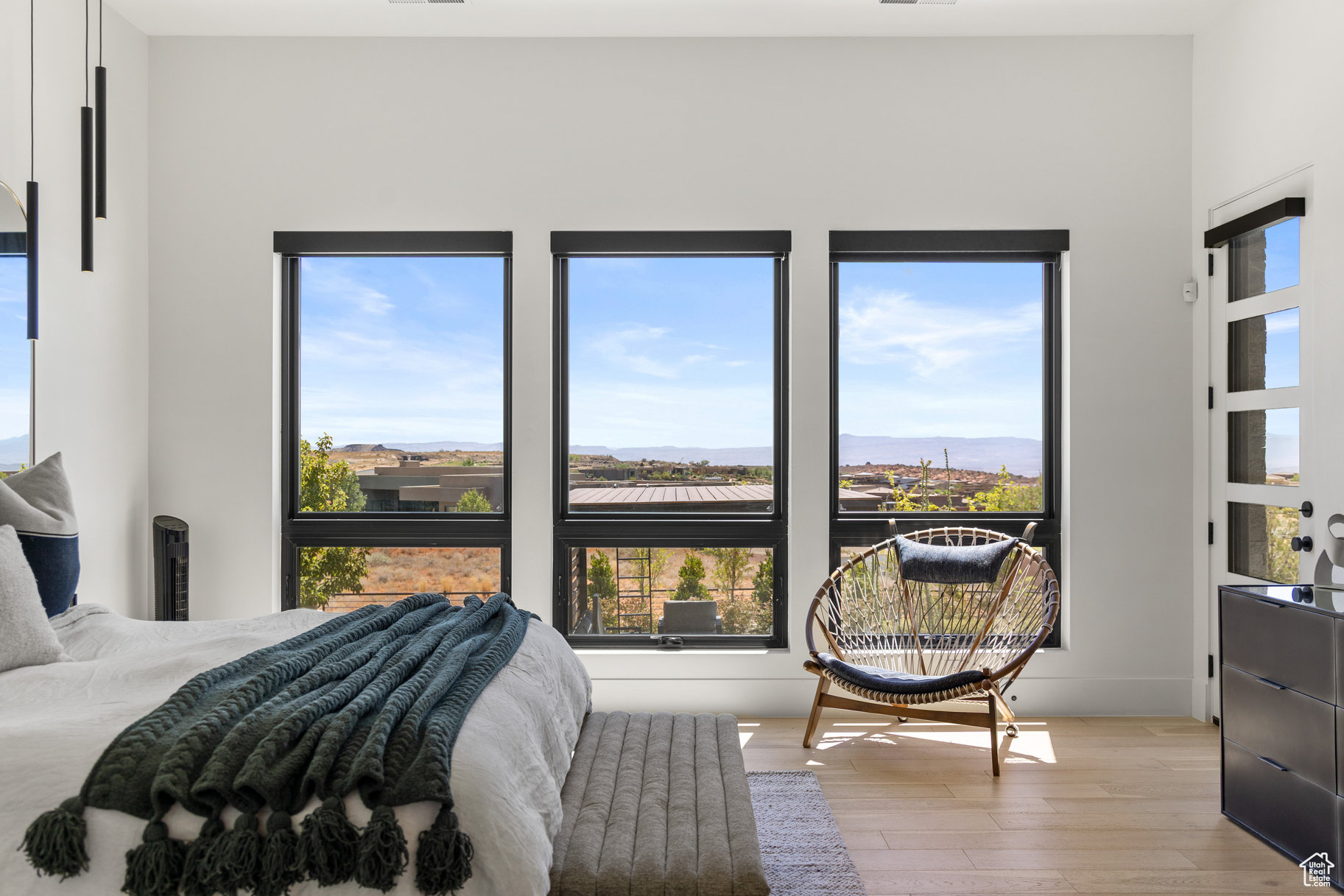 LEDGES OF ST GEORGE - Residential