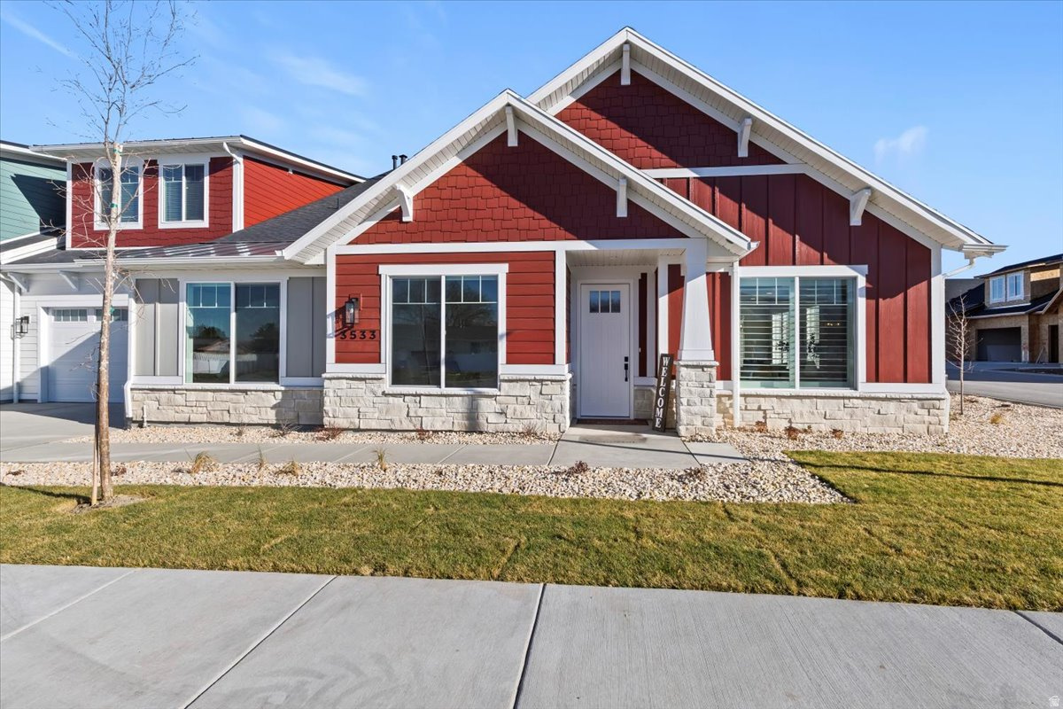 THE COTTAGES AT PEARCE FARM - Residential