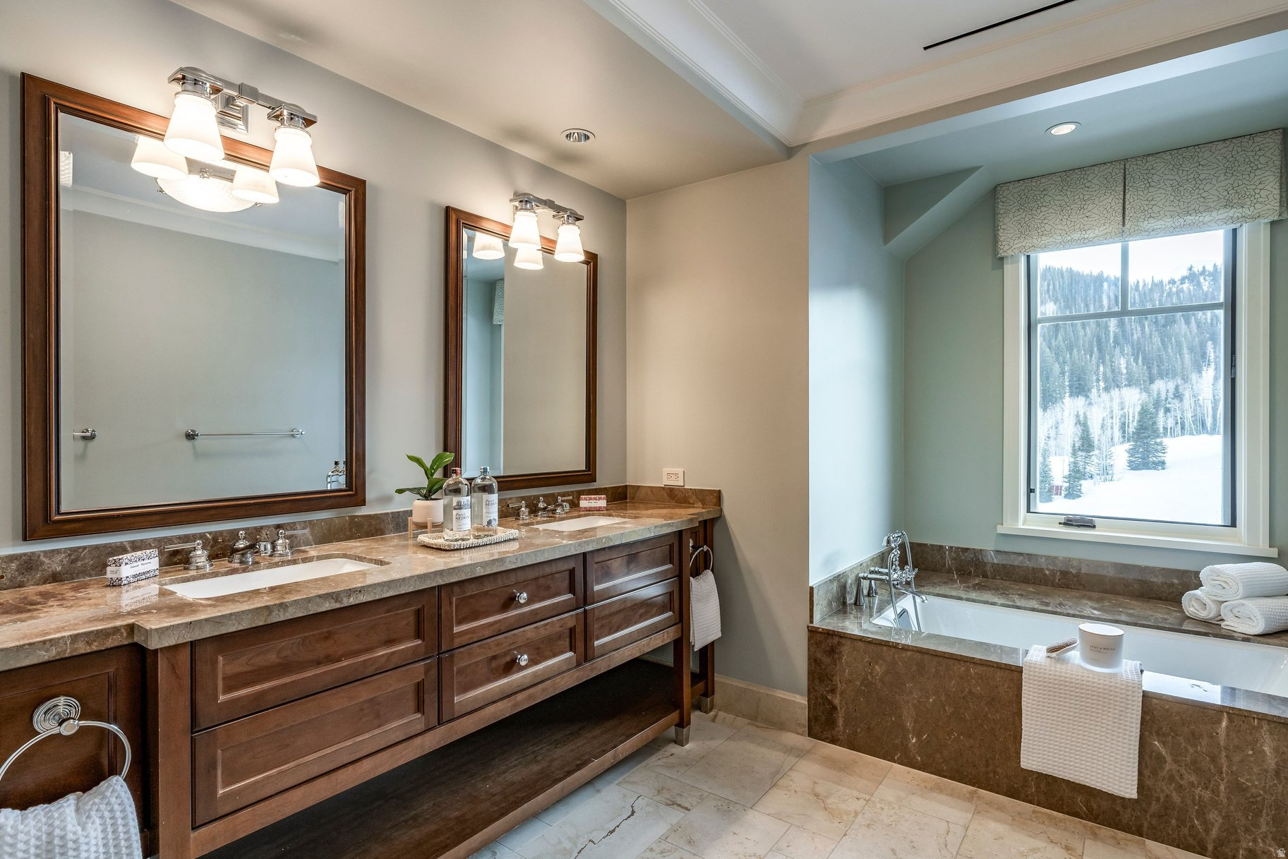 MONTAGE DEER VALLEY - Residential