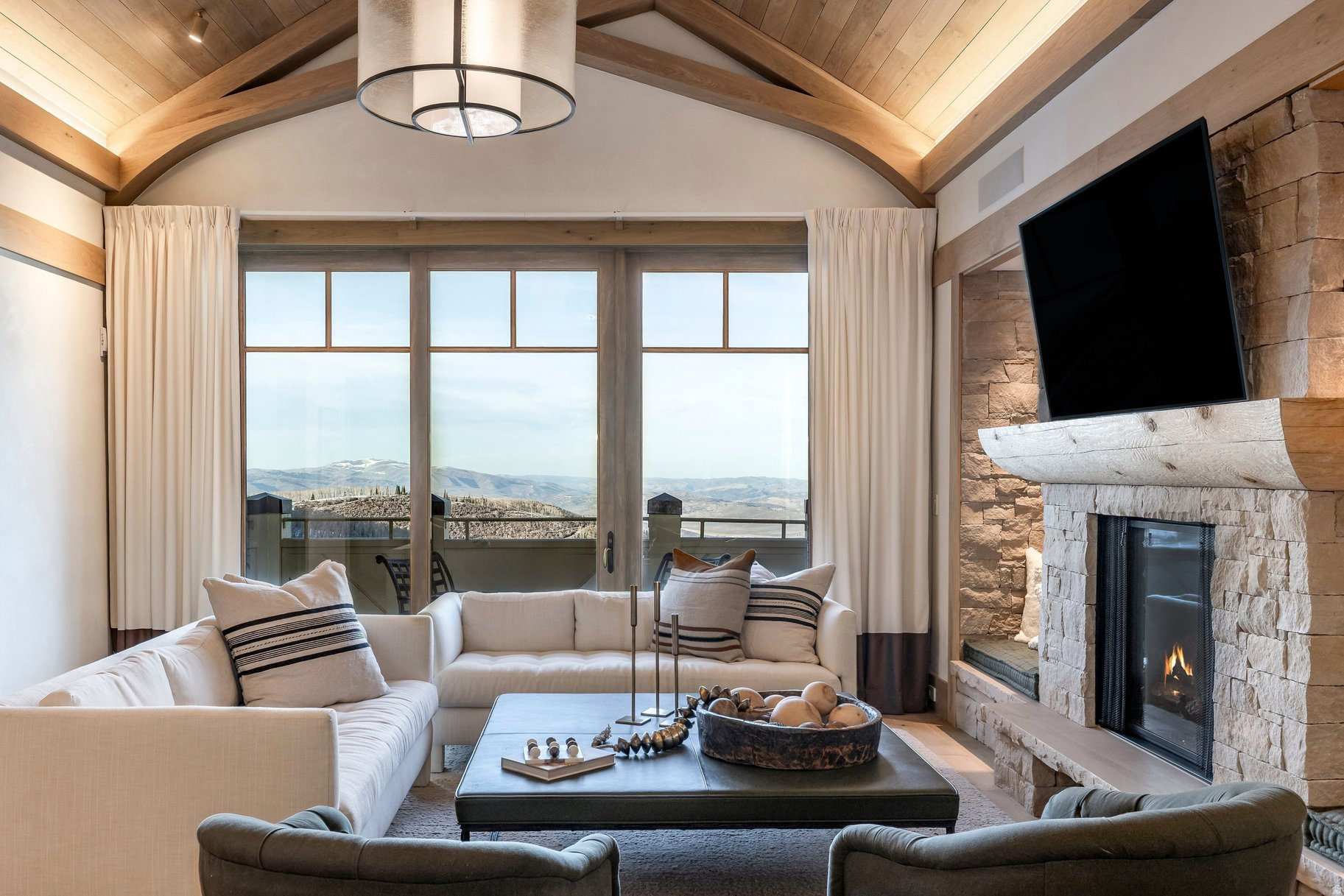 MONTAGE DEER VALLEY - Residential