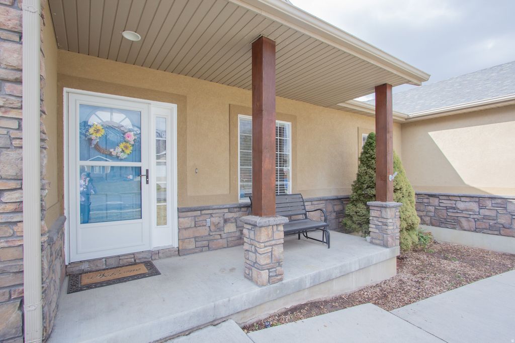 Photo of 575 N 140 E, Millville, UT 84326 (MLS # 2140914)