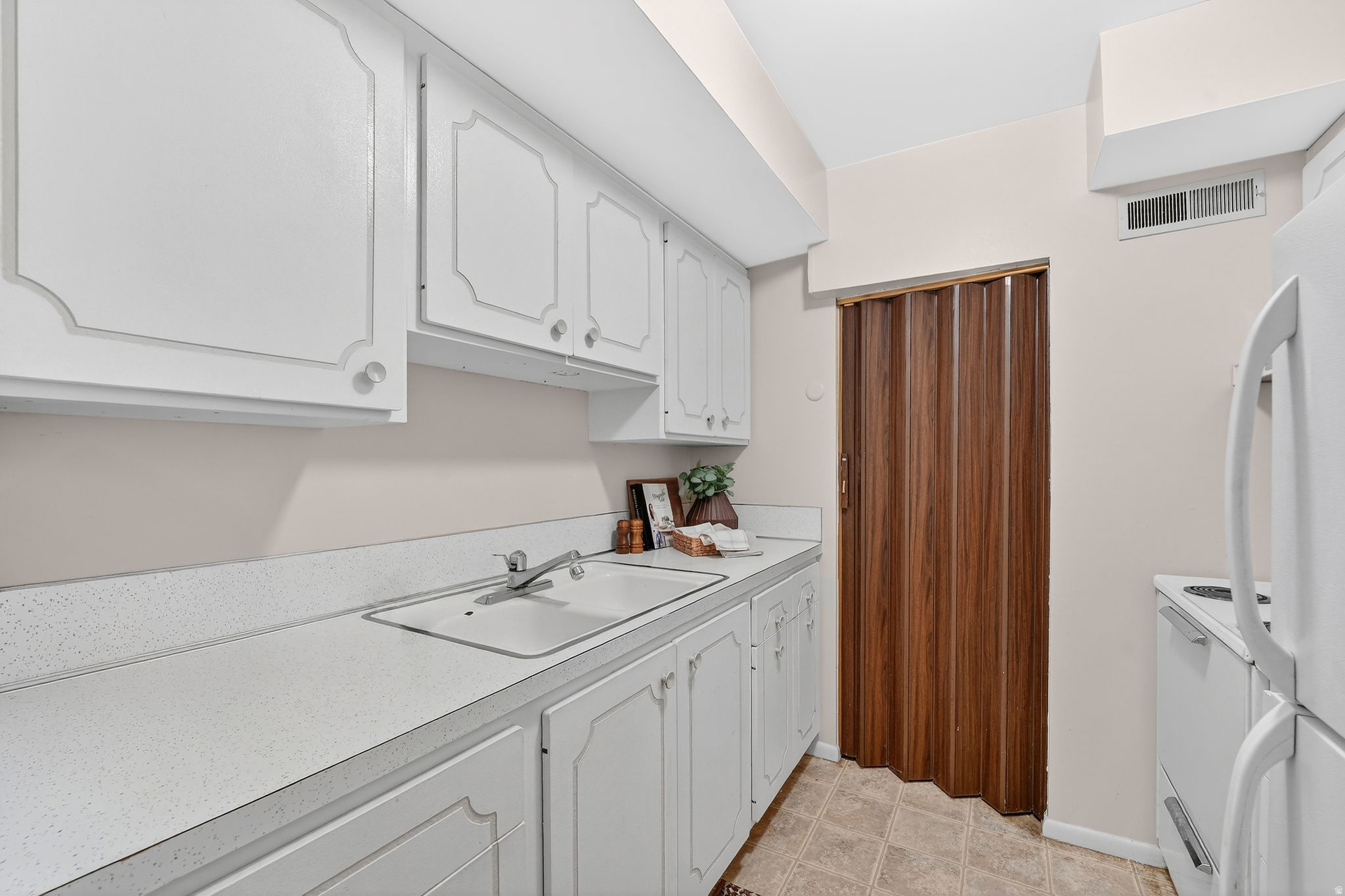 CAPITOL GARDENS - Residential