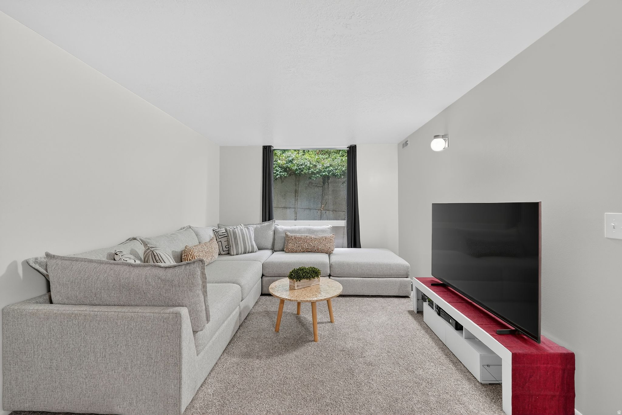 CAPITOL GARDENS - Residential