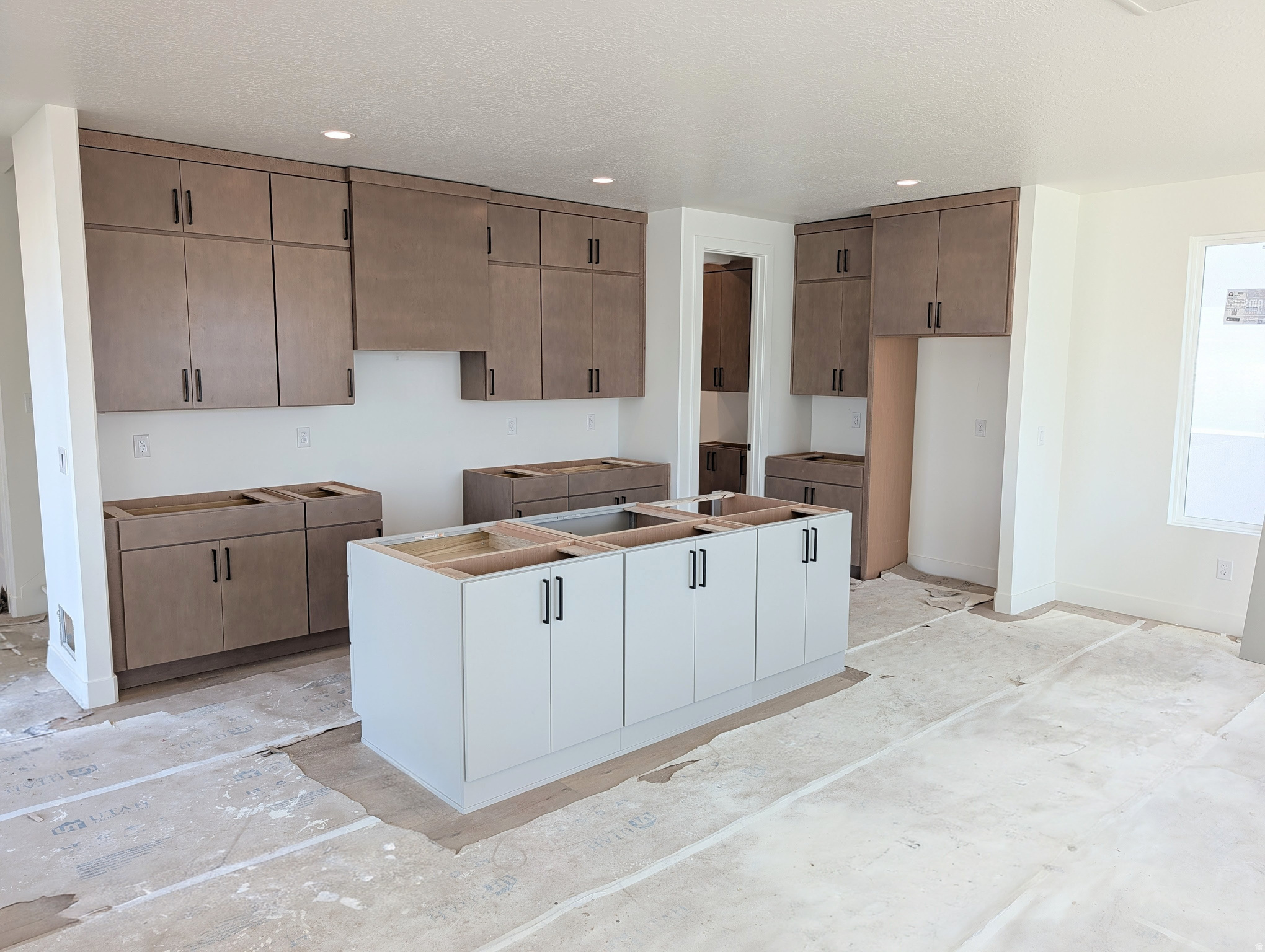 DAYBREAK - Residential